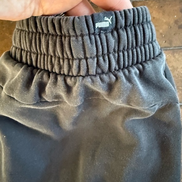 Men’s Black Puma Joggers, Size XL - Picture 2 of 7